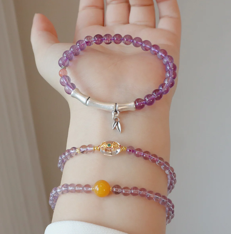 Natural amethyst bracelet with silver