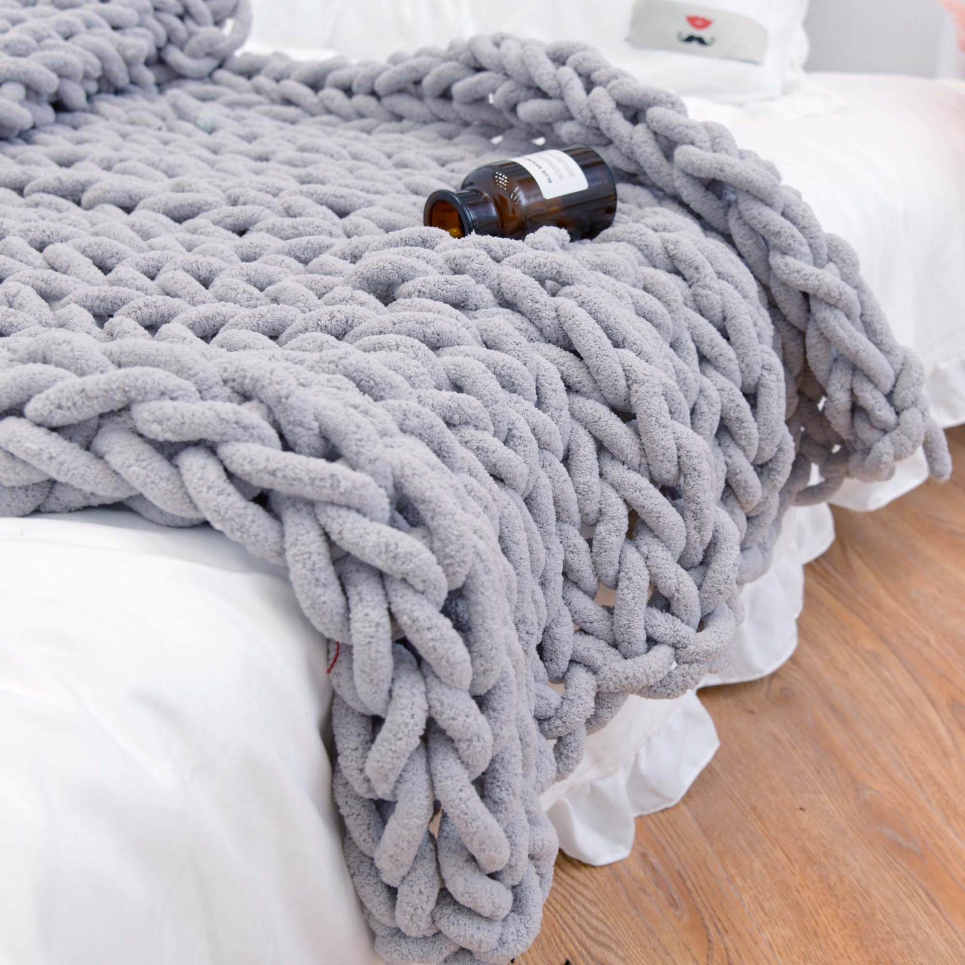 Handmade Chunky Chenille Yarn Sofa Cover Blanket
